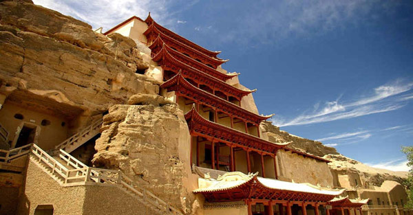  Israel tastes the majesty of the Mogao Grottoes