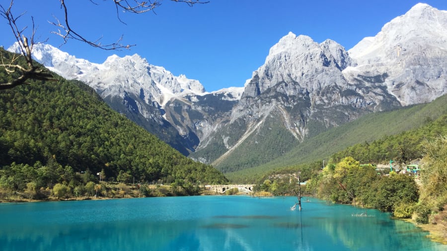 See gorges, eat insects, soak in history in Yunnan