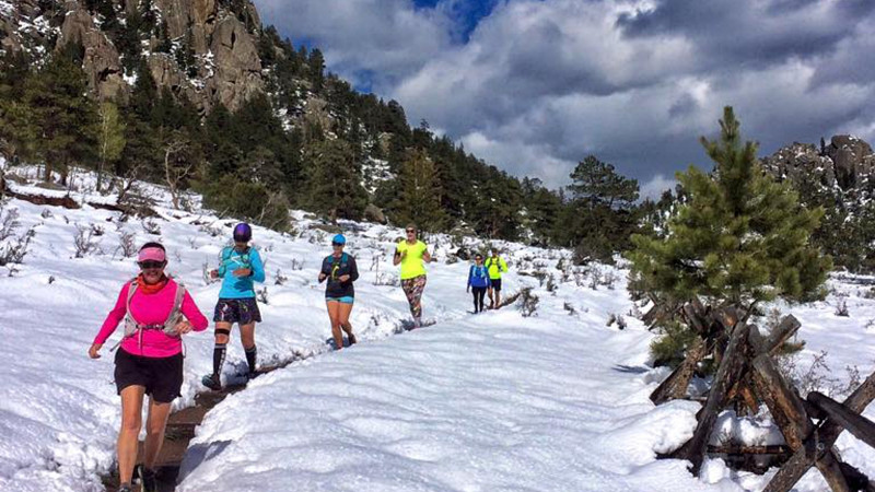 Trail running in the simple solitude of the first snow