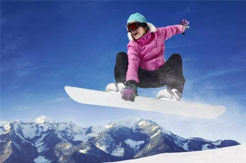 China Ski Academy powered by Club Med and Ecole du Ski Francais now open