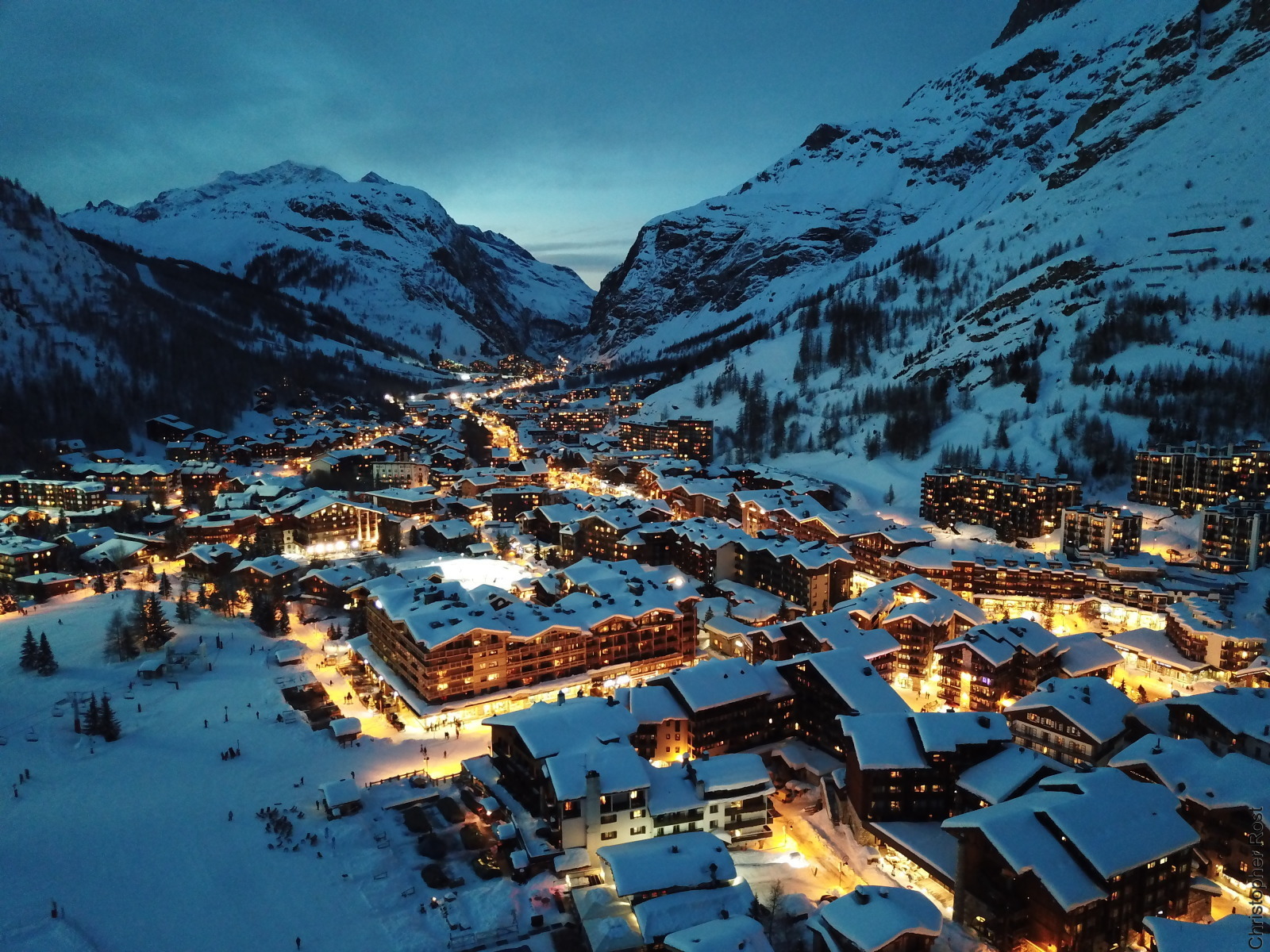 Val d’Isère prepares to open for new ski season