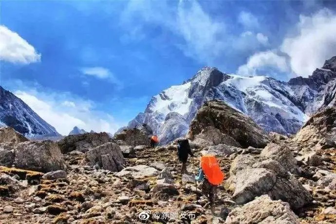 Outdoor sports rescue team set up in Urumqi