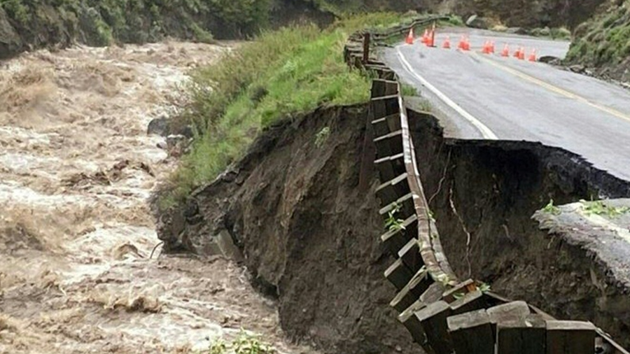 Yellowstone closed for first time in 34 years amid flooding, mudslides