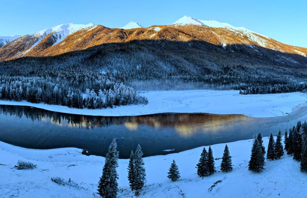 Snow-clad landscape brightens Kanas in NW China