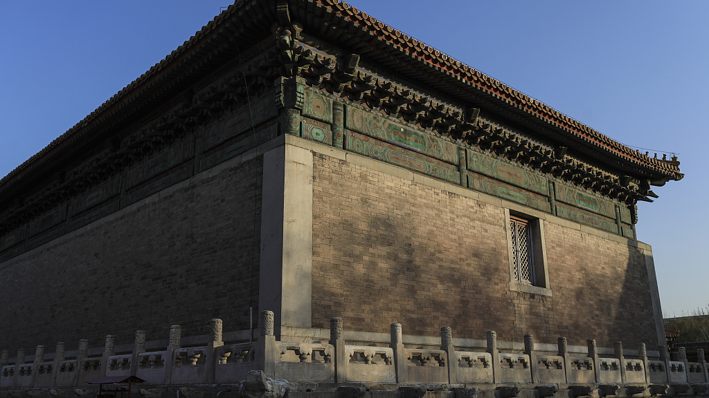 Huang Shi Cheng completes renovation and opens to the public