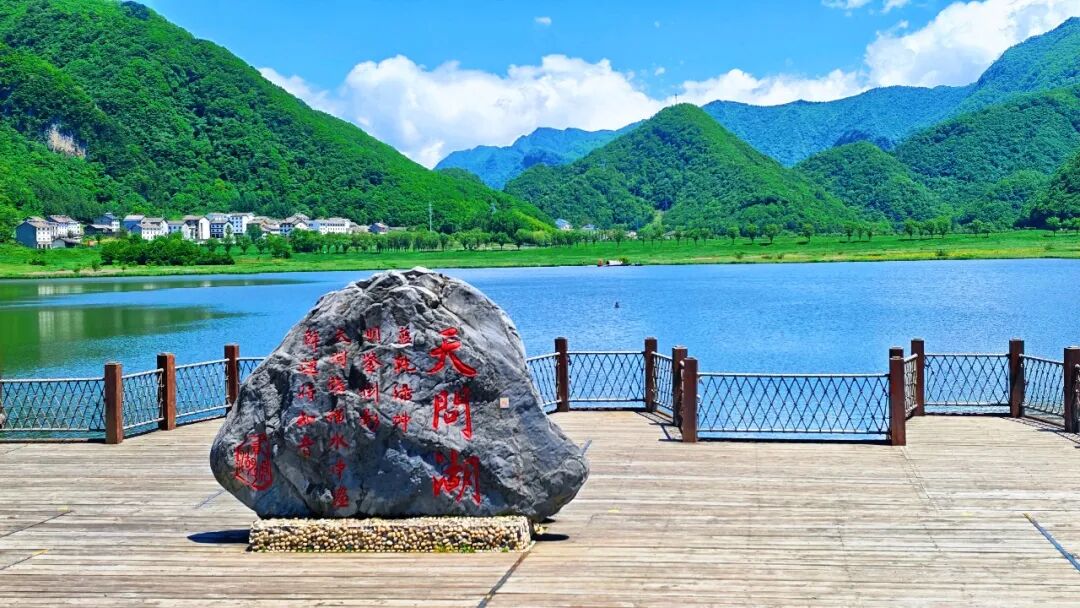 7f23eff6784b40bc96045dd7fee9c982.jpg 图片