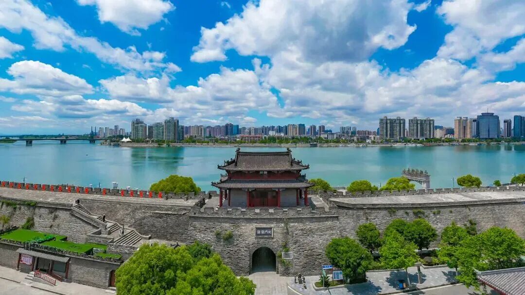 af243a600cb441f0bd138bbd2f288501.jpg 图片