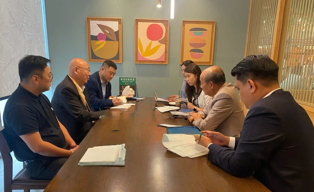 全联旅游业商会与泰中文化促进委员会在曼谷召开工作会议