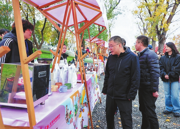 Cycling boom brews new coffee culture in Beijing suburbs