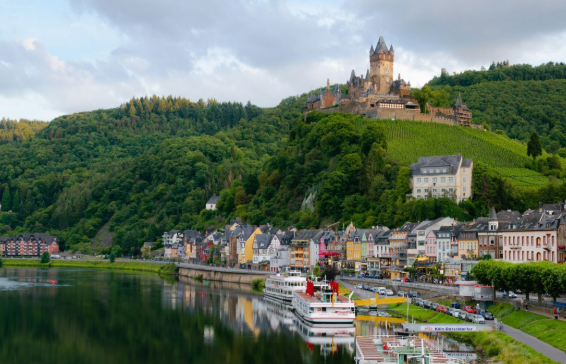 欧洲旅游市场迎结构性变革 中国游客强势回归