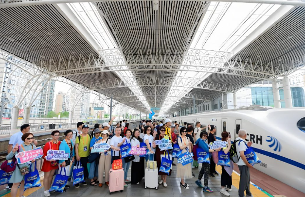 沪宁高铁旅游新线路发布 融入非遗美食亲子体验
