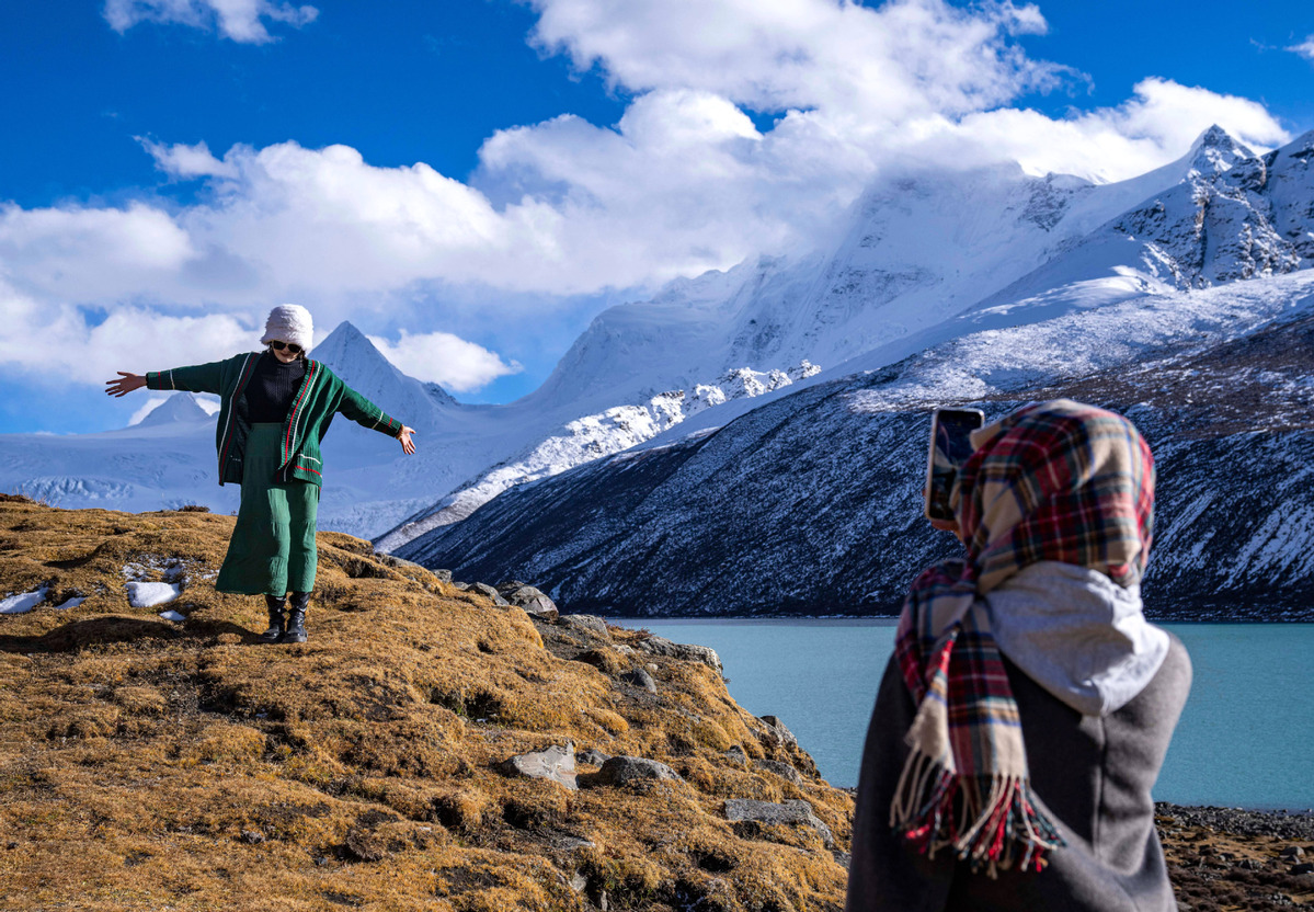 Winter tourism promotion adds allure to travelling Tibet