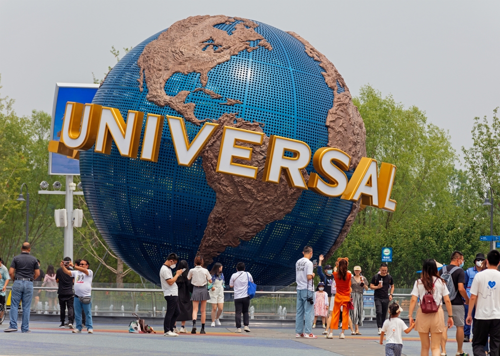 Universal Beijing Resort bans freelance photography services inside park