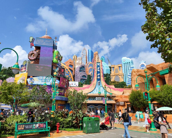 Theme parks and resorts prove to boost urban tourism