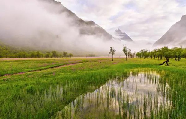 China announces its first national parks