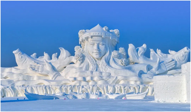 Harbin invites visitors to frozen world