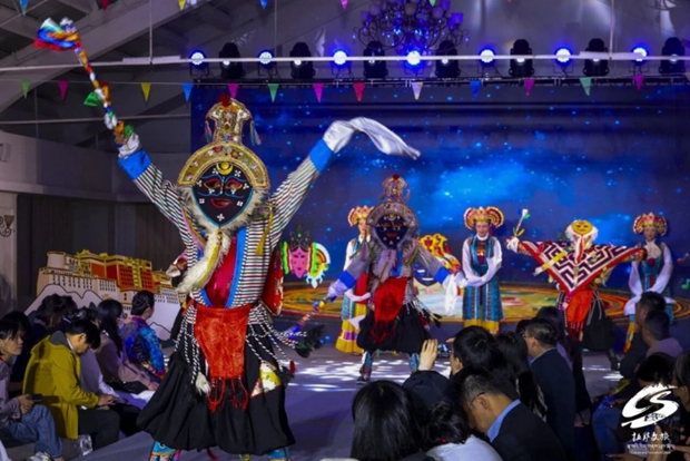 Lhasa Unveils Multiple Premium Autumn-Winter Themed Routes