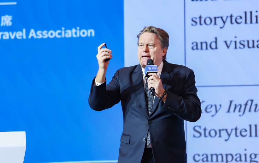 Peter Semone: presented the ＂Research Report on Strategies for Developing Guizhou