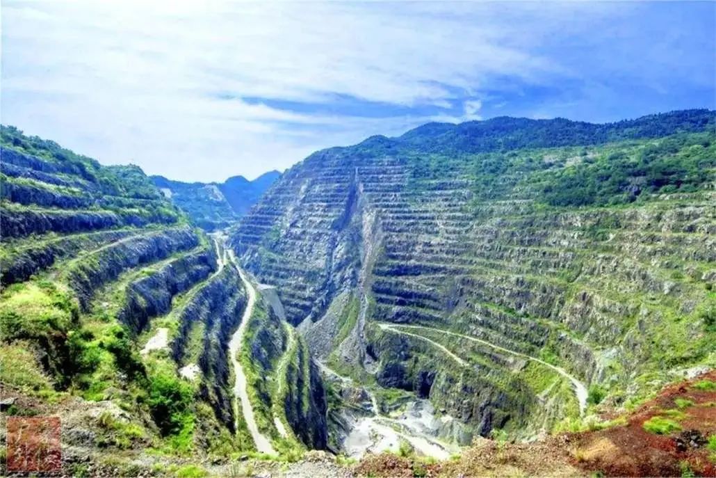 Former mine site fosters a lush, green future