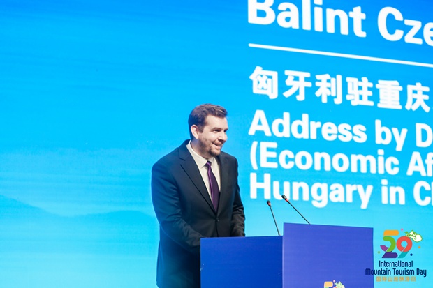 百里（Balint Czegel）匈牙利驻重庆总领事馆副馆长